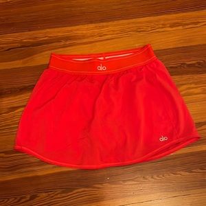 Alo match point tennis skirt color red